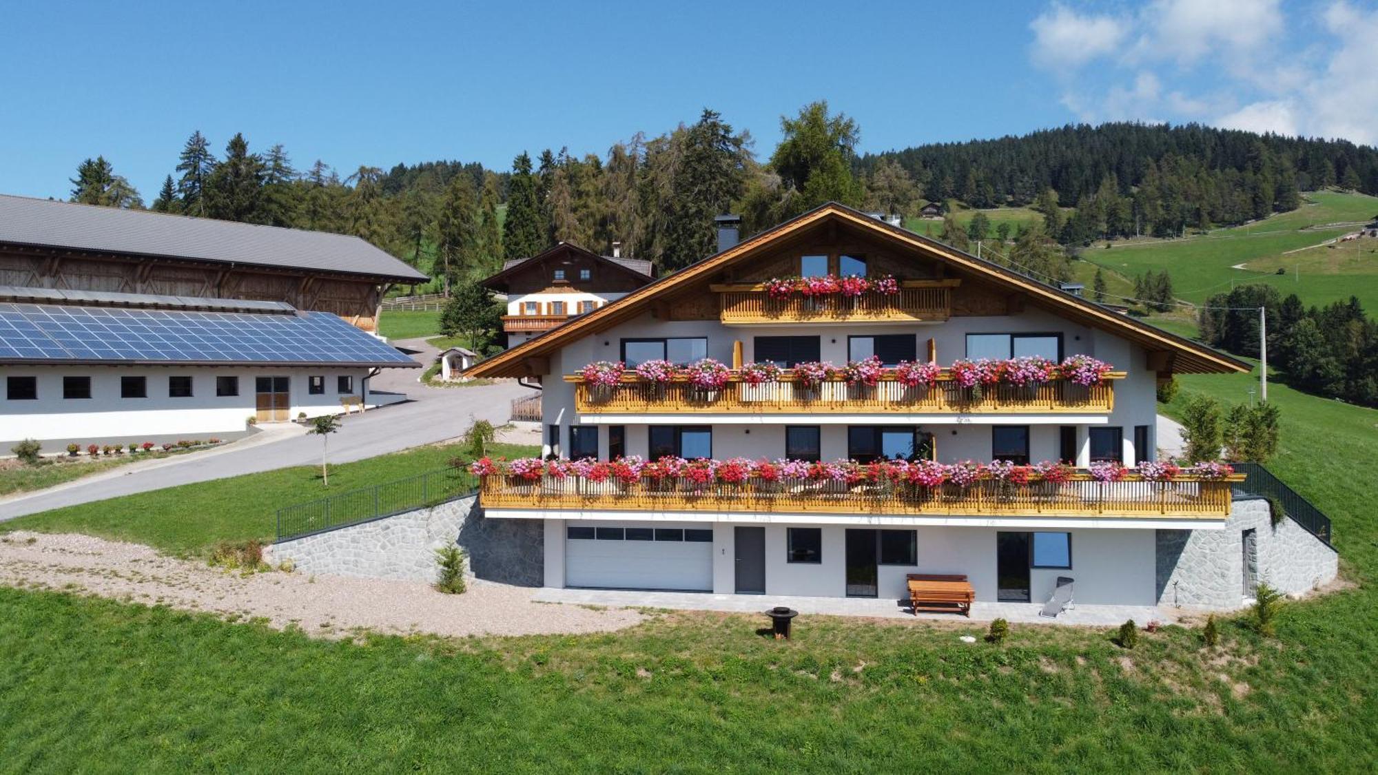Haughof Apartement Lärchenweide Verano Bagian luar foto